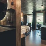 Tirolerhof 4 Sterne Superior Отель