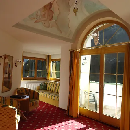 Tirolerhof Hotel 4*