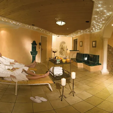 酒店 Tirolerhof 4 Sterne Superior 图克斯