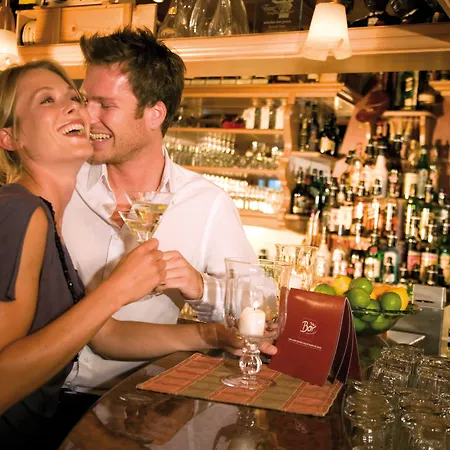 Tirolerhof 4 Sterne Superior 4* 图克斯