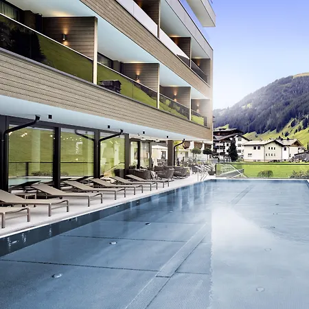 Tirolerhof 4 Sterne Superior 4* تكس