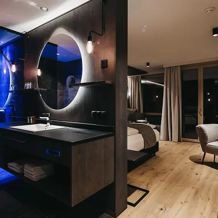 Hotell Tirolerhof 4 Sterne Superior