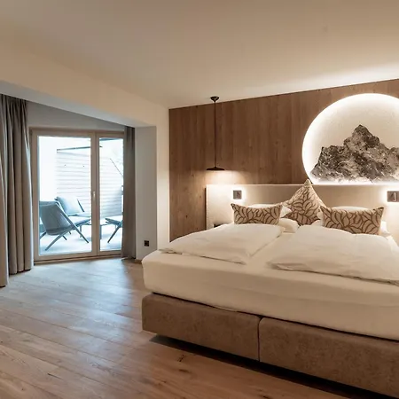 Tirolerhof 4 Sterne Superior Hotel 4*