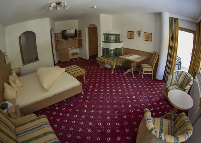 Szálloda Tirolerhof 4 Sterne Superior Tux