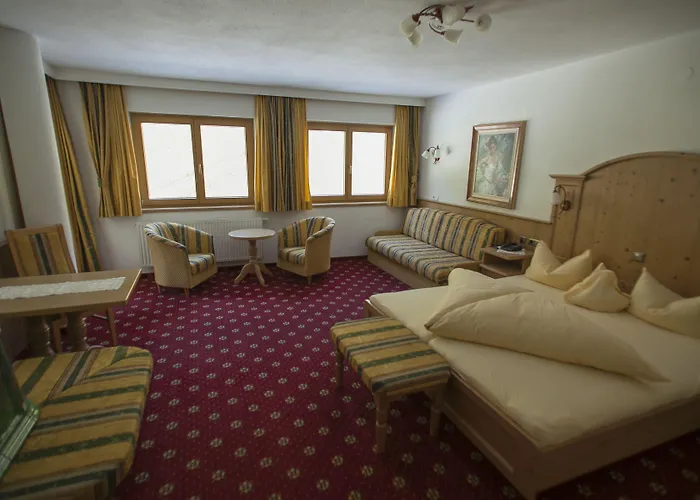 Tirolerhof 4 Sterne Superior Szálloda Tux