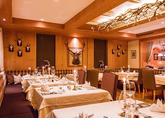 Tirolerhof 4 Sterne Superior מלון טוקס