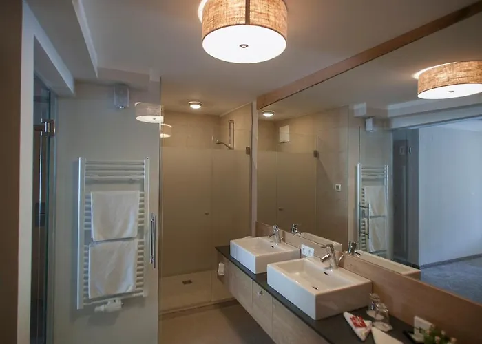 Tirolerhof 4 Sterne Superior Tux