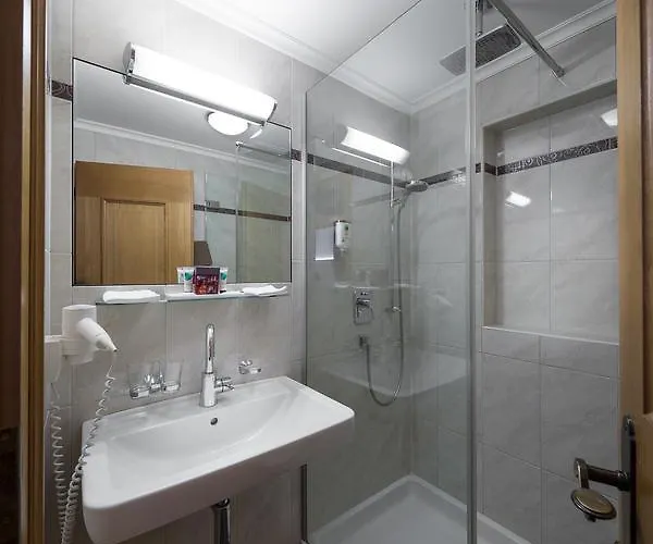 Tirolerhof 4 Sterne Superior فندق 4*