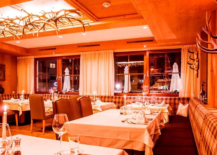 Tirolerhof 4 Sterne Superior Szálloda 4*