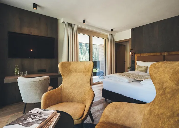 Hotel Tirolerhof 4 Sterne Superior Tux