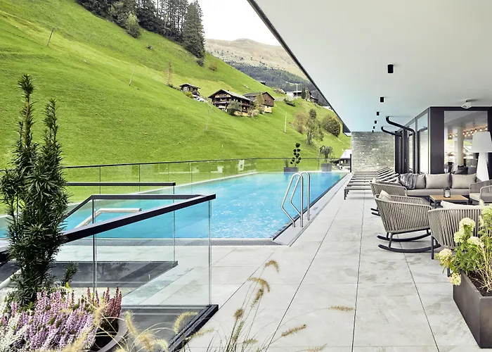 Tirolerhof 4 Sterne Superior Hotel 4*