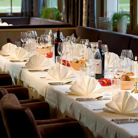 Tirolerhof 4 Sterne Superior Otel Tux